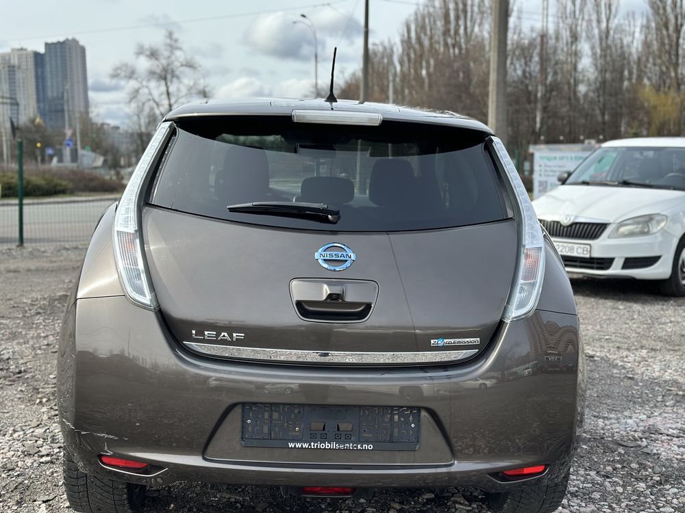 В наличии Nissan Leaf 2016г 11/12 ячеек 30 kWh