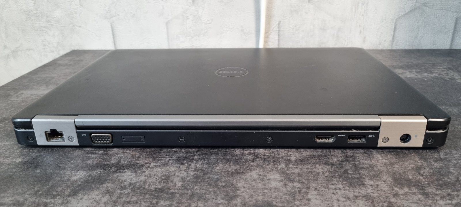 Dell-5470/I5-6300u/DDR4-8GB/SSDM2-256GB