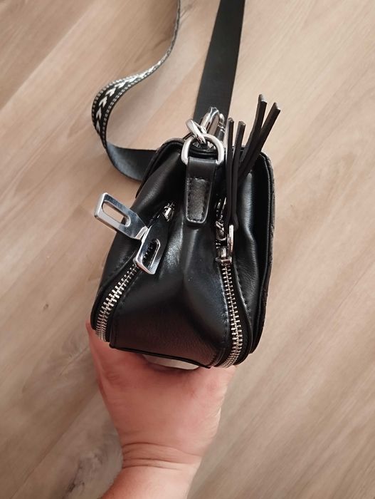 Женская сумочка кожаная