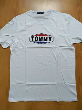 Koszulka z wyszytą aplikacją i napisem TOMMY NEW YORK XXXL szer. 59cm
