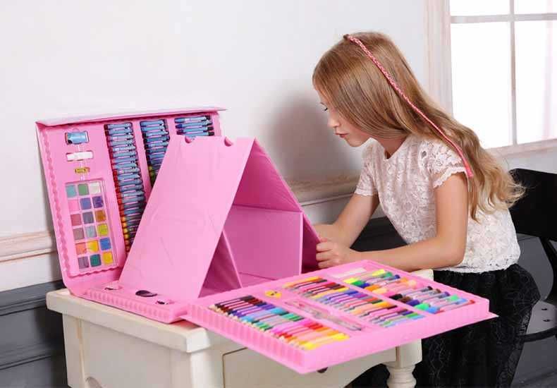 Набор для рисования 208 предметов в чемоданчике розовый