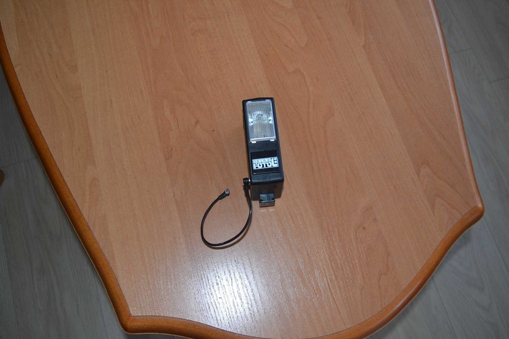 Lampa błyskowa ELWA Kołobrzeg 22 LA2