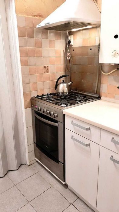 Продам 3 ком. квартиру на Мясоедовской baz-03