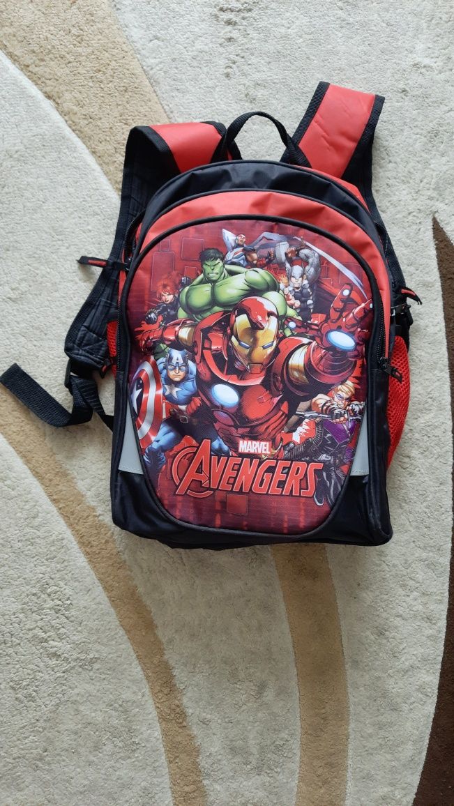 Plecak Avengers 3 kieszenie