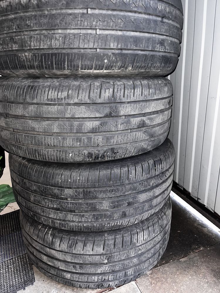 Резина 235/50 r17  pirelli cinturato p7