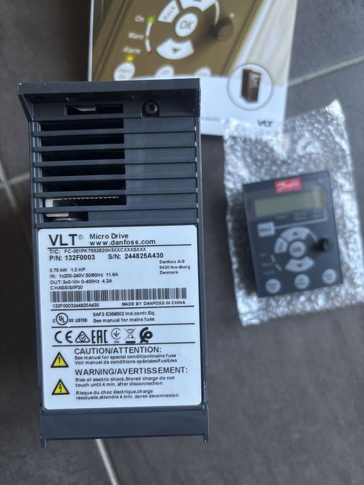 Преобразователь частоты Danfoss 0,75 кВт 132F0003