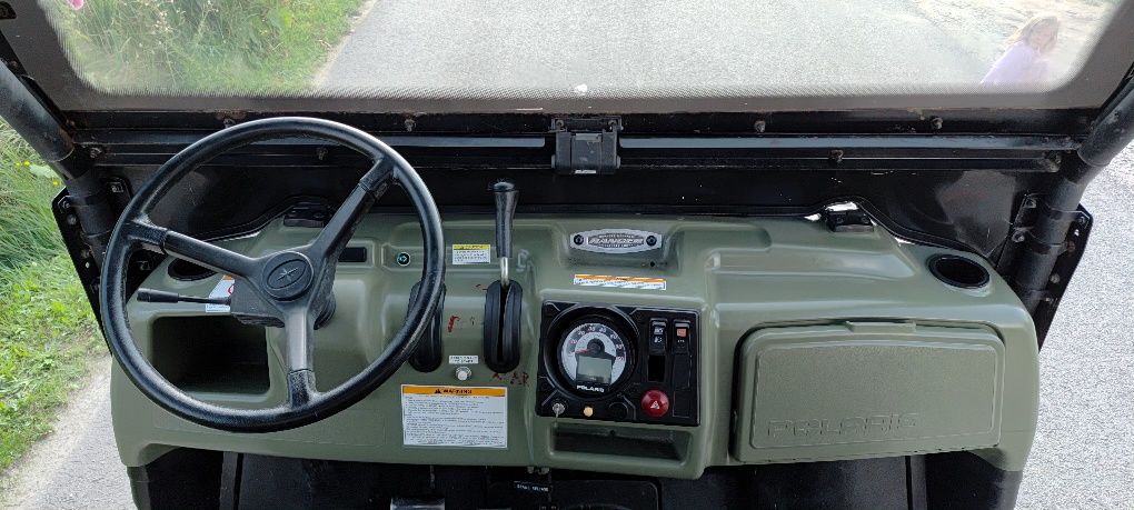 Polaris Ranger XP 700 benzyna