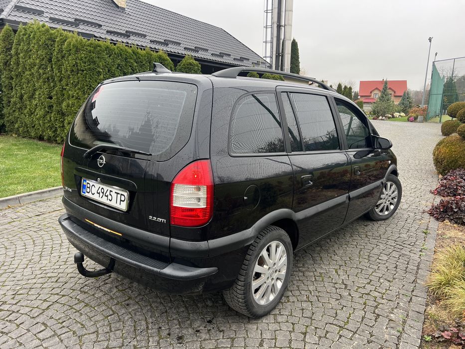 Opel Zafira 2003 p 2.2DTI Хороший стан!