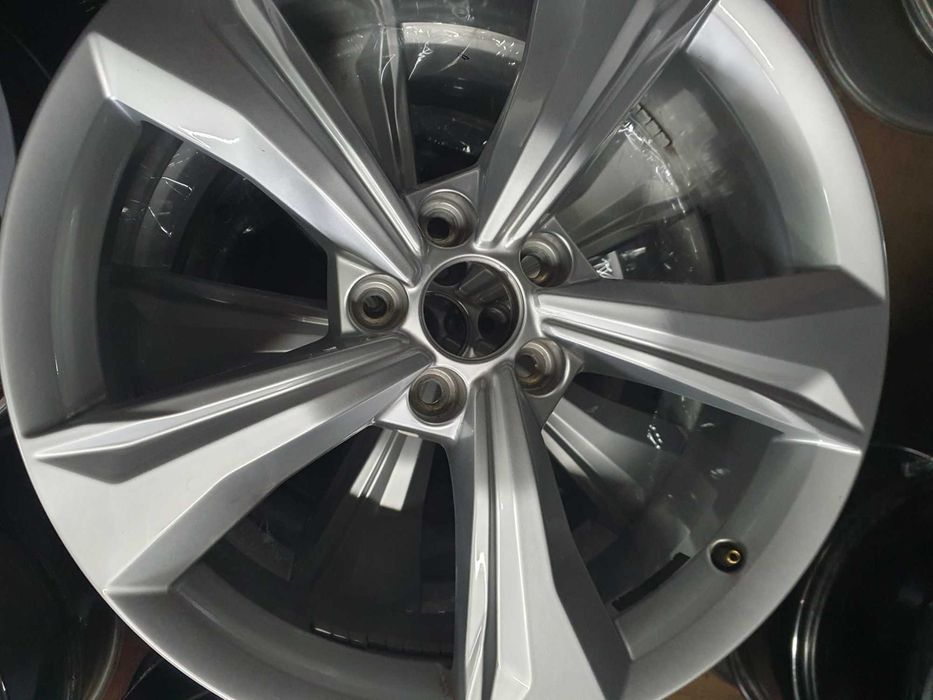 25#  Alufelgi 19" 5x112 Vw Sat Skoda Audi Mercedes-różne wzory