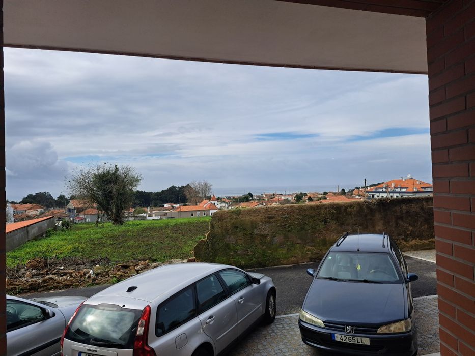 Apartamento T2 Novo, em  Corvo -Arcozelo