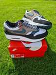 Buty NIKE, model AIR MAX 1, kolekcja - ESCAPE, r. 42,5,