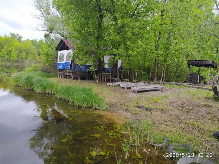 Аренда посуточно с выходом на воду Труханов остров .