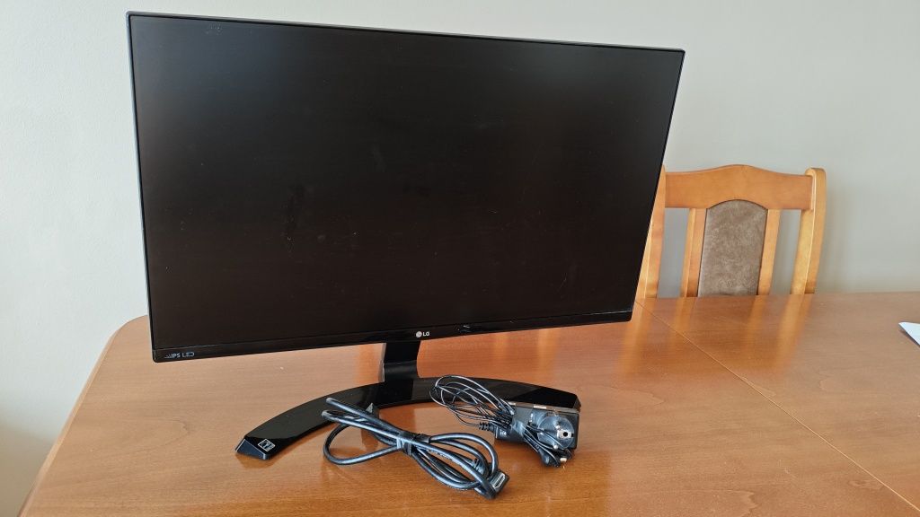 Monitor LG 23MP68VQ-P
