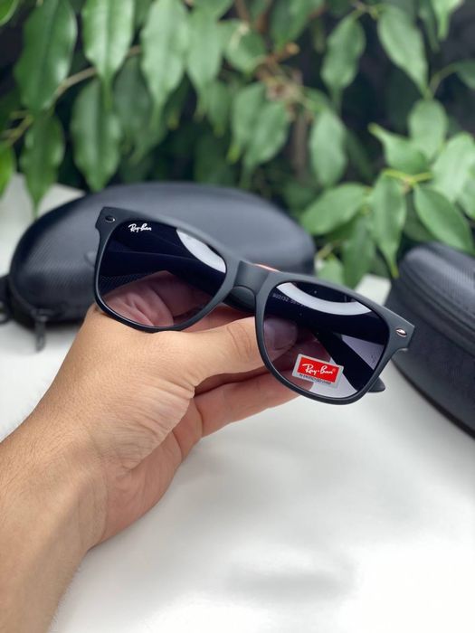 Чоловічі сонцезахисні окуляри Ray Ban 2140 WAYFARER чорні з градієнтом