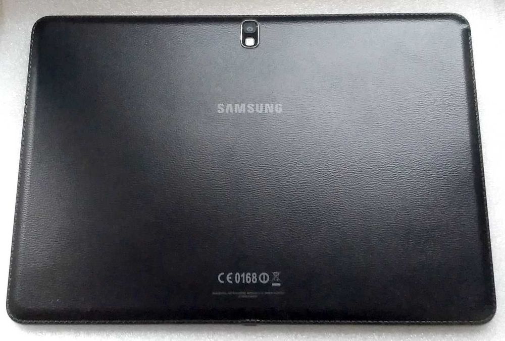 Планшет — Samsung SM-T520 — (2560*1600) — 10 дюймов