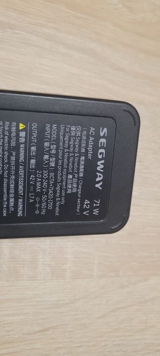 Oryginalny zasilacz do hulajnogi Segway 71W 42V