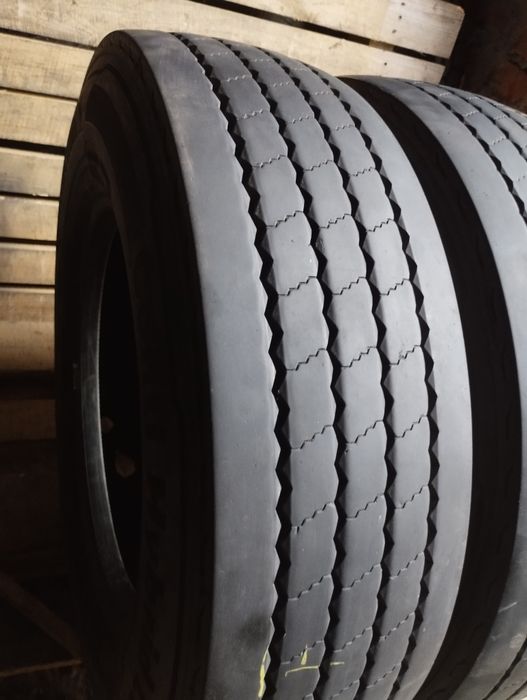 Шини 225/75/17.5 Continental