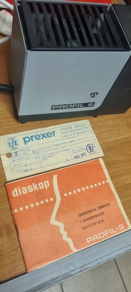 Rzutnik  Profil s