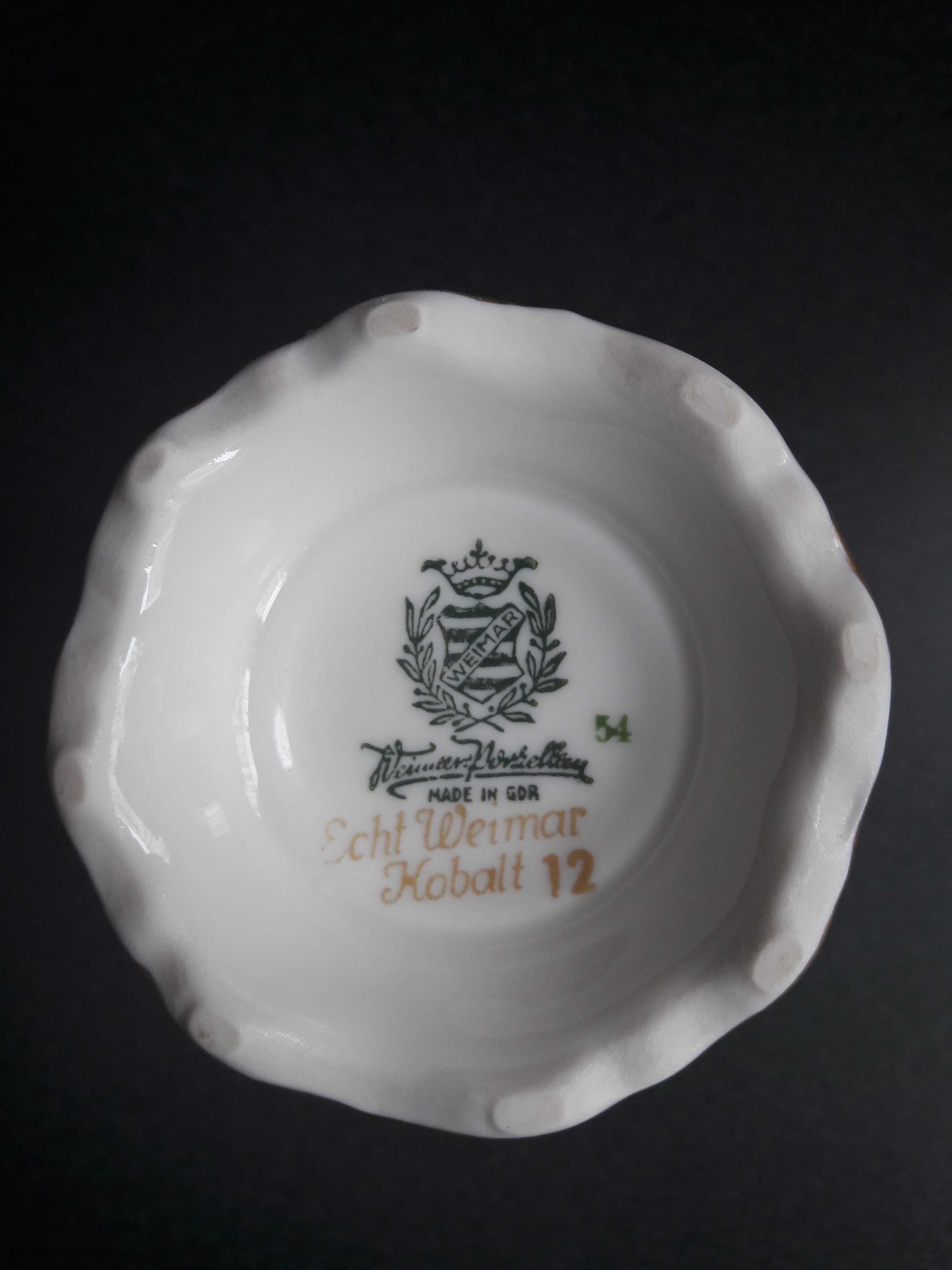 Wazonik Echt Weimar Kobalt 12 porcelana antyczna    wys 14 /6,5 cm