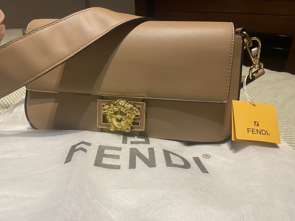 Mala Medusa - Versace Fendi