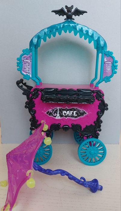 Кафе для Монстерхай