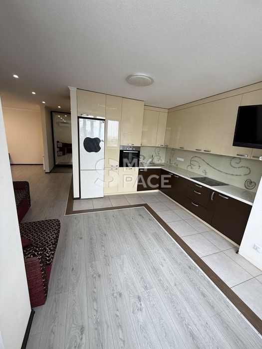 ЖК Позняки-4а, вул. Олени Пчілки, 8 /Дарниця, Соцмісто