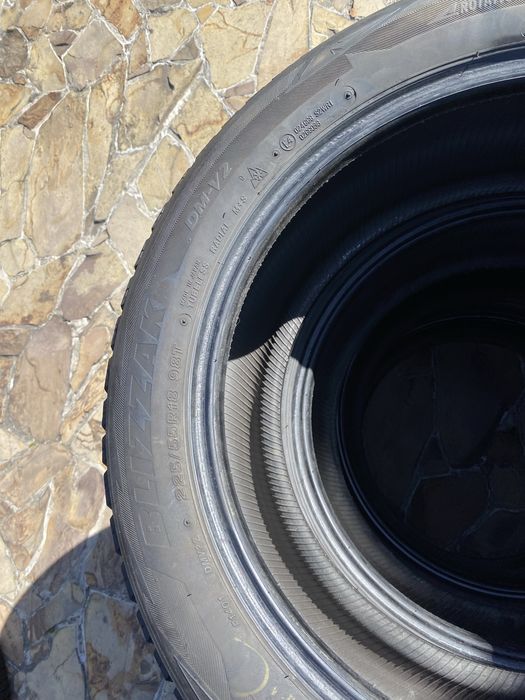 225/55/R18 Bridgestone Blizzak DM-V2