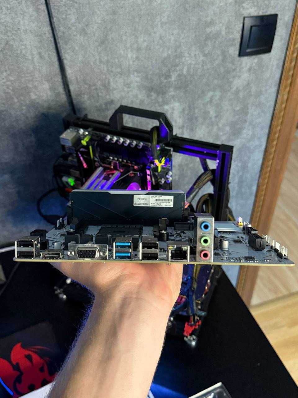 Плата AM4 + AMD Ryzen 7 3700X 4.4GHz (8 ядер / 16 потоків) + DDR4 16GB
