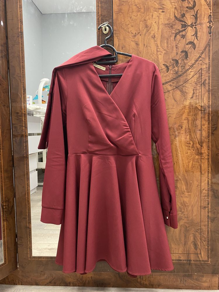 Платье сукня бордовая