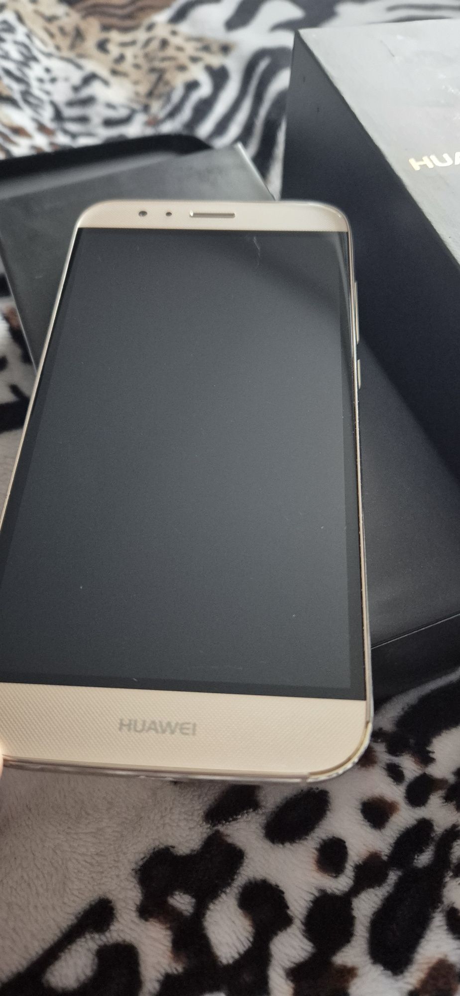 Huawei G8 telefon