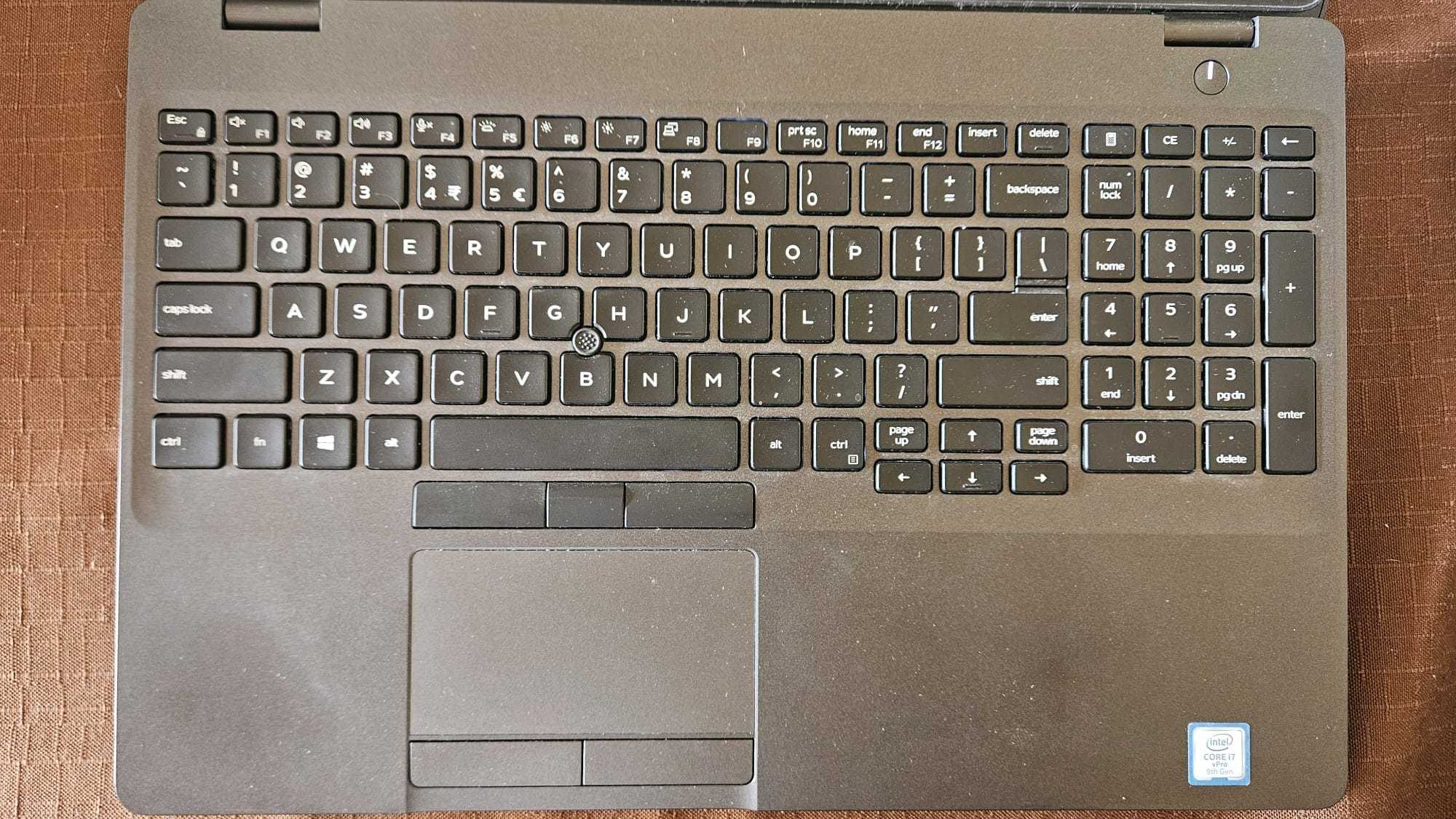 Dell Lattitude 5501 i7-9850H 16gb ram 256 ssd