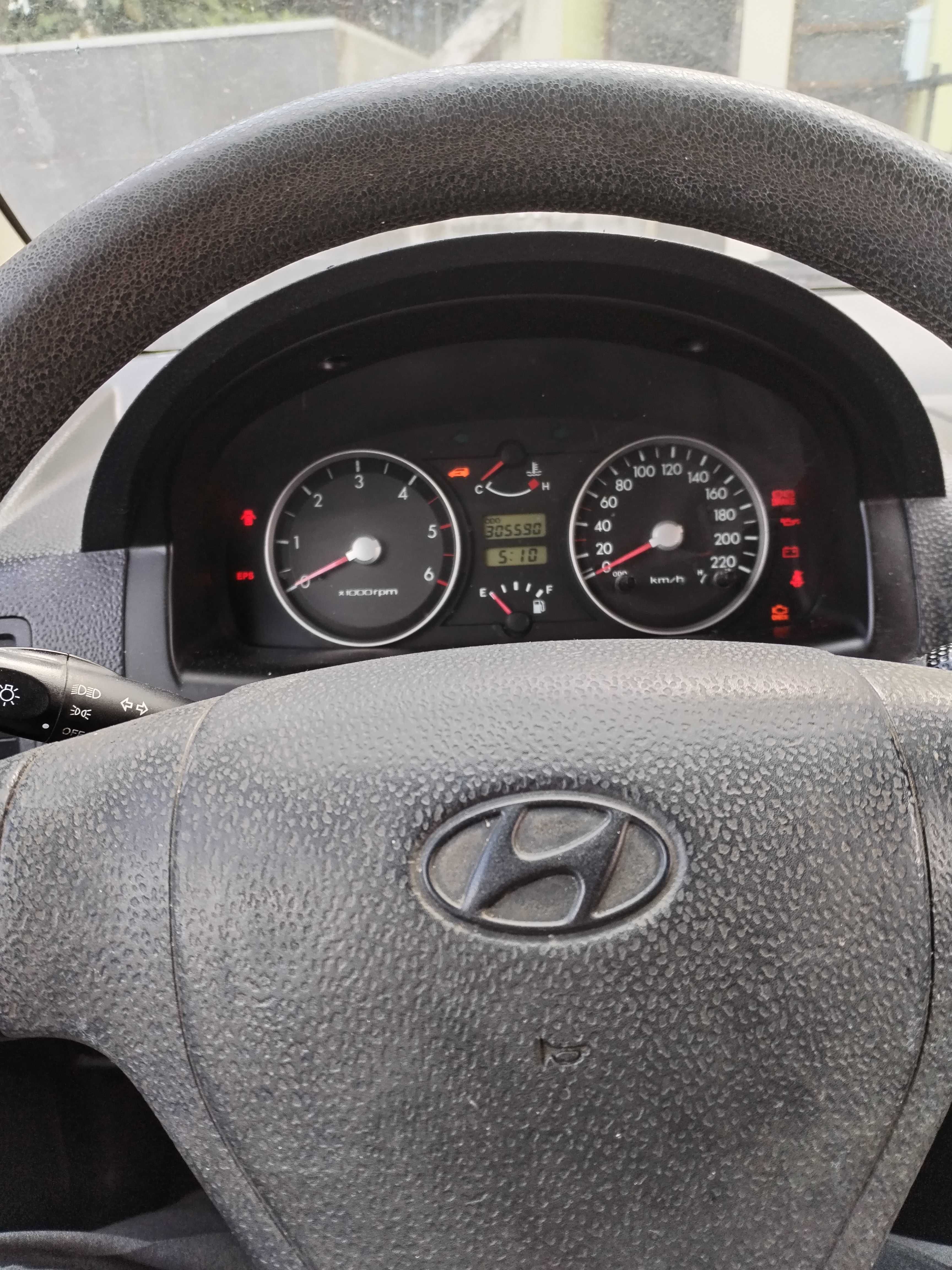 Carro económico HYUNDAI GETZ