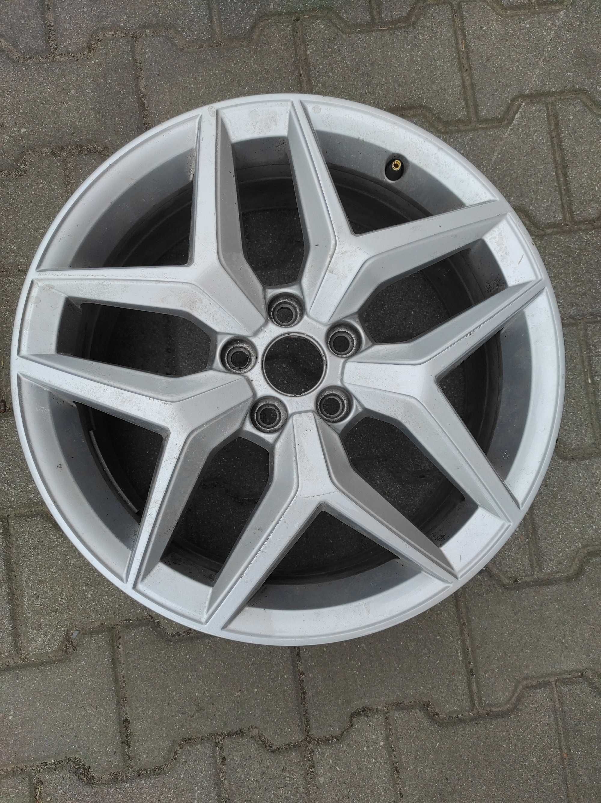 4x Felgi Aluminiowe 5x100 r17