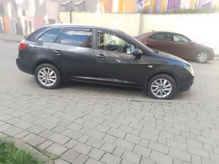 Seat ibiza Сеат ібіца