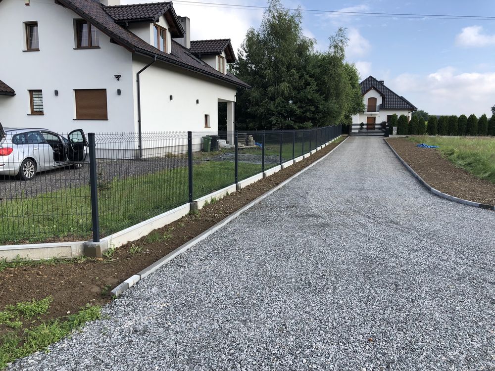 Słupek ogrodzeniowy 60x40 h=2,3m