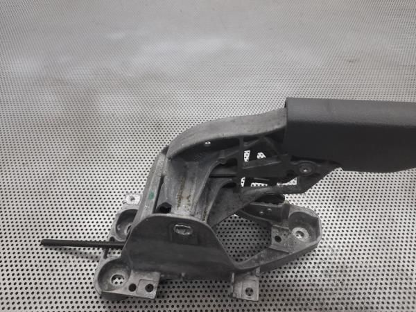 Travão de mão / parque VOLKSWAGEN Golf V (1K1)