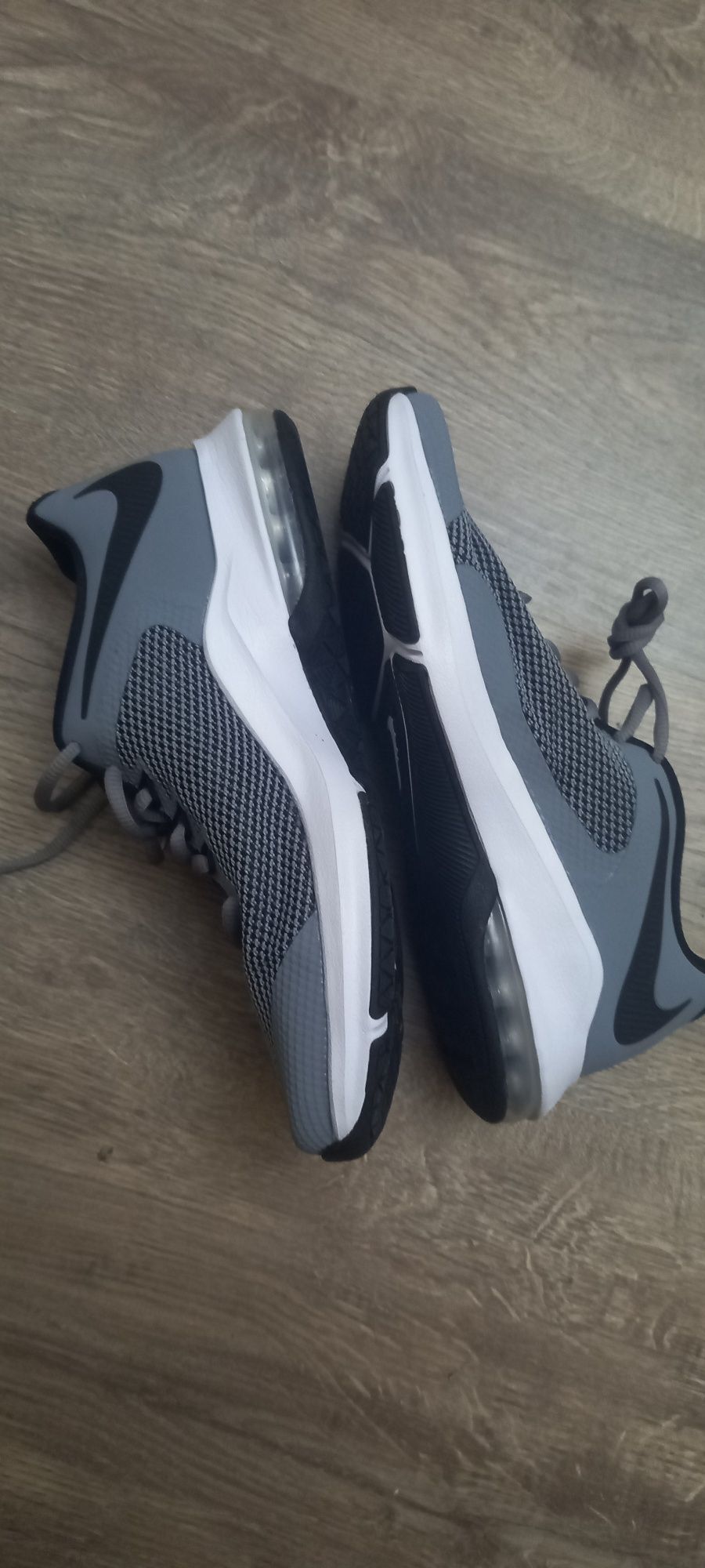 Оригінальні чоловічі кросівки для тренувань Nike Air Max Alpha Trainer