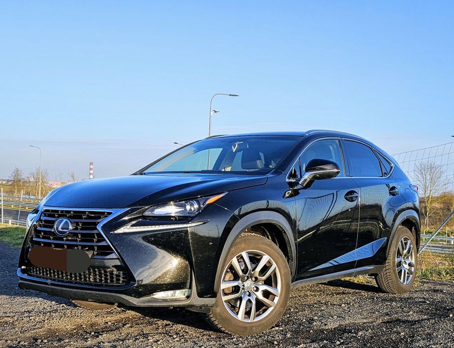 LEXUS NX300h Luxury 4x4 AWD NAVI Xenon+LED