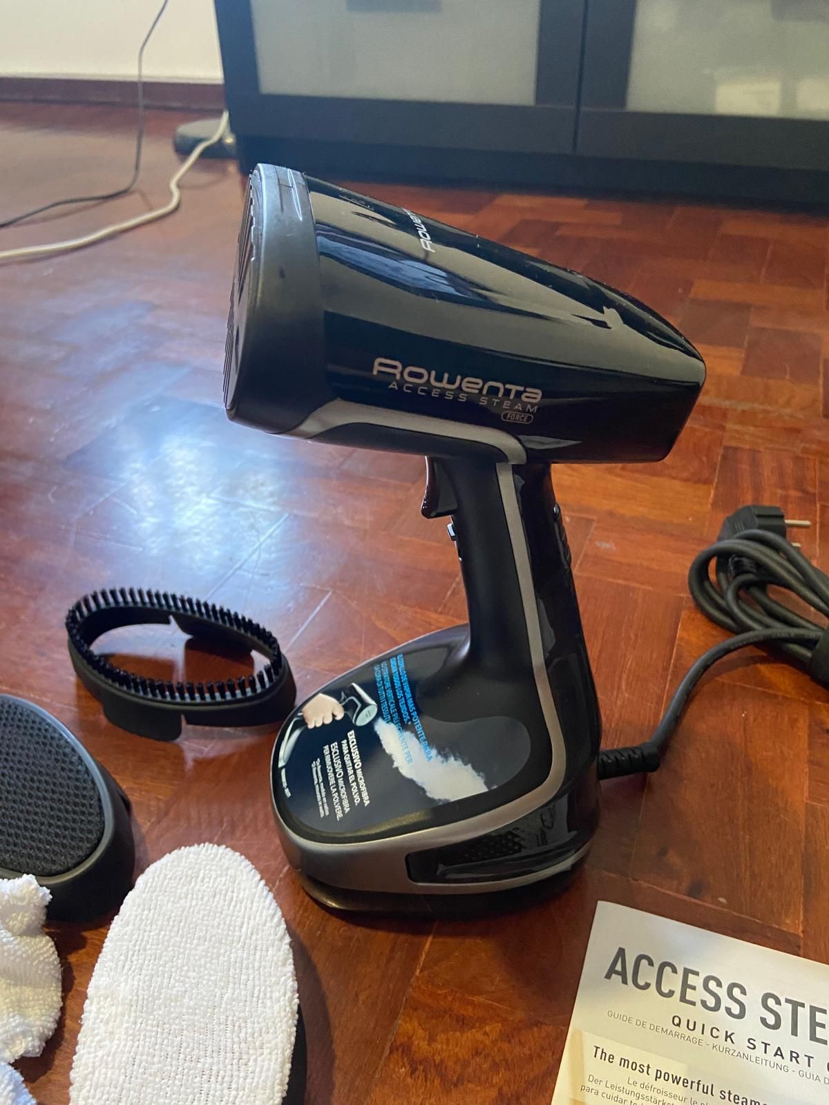Ferro a Vapor Vertical Rowenta