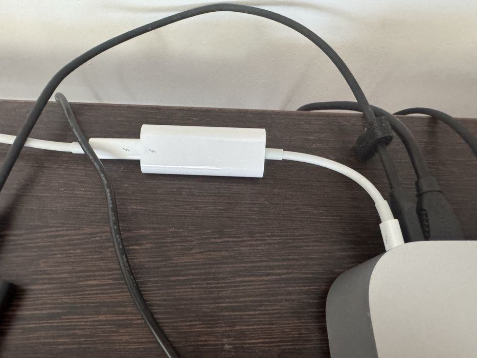 Apogee element 24