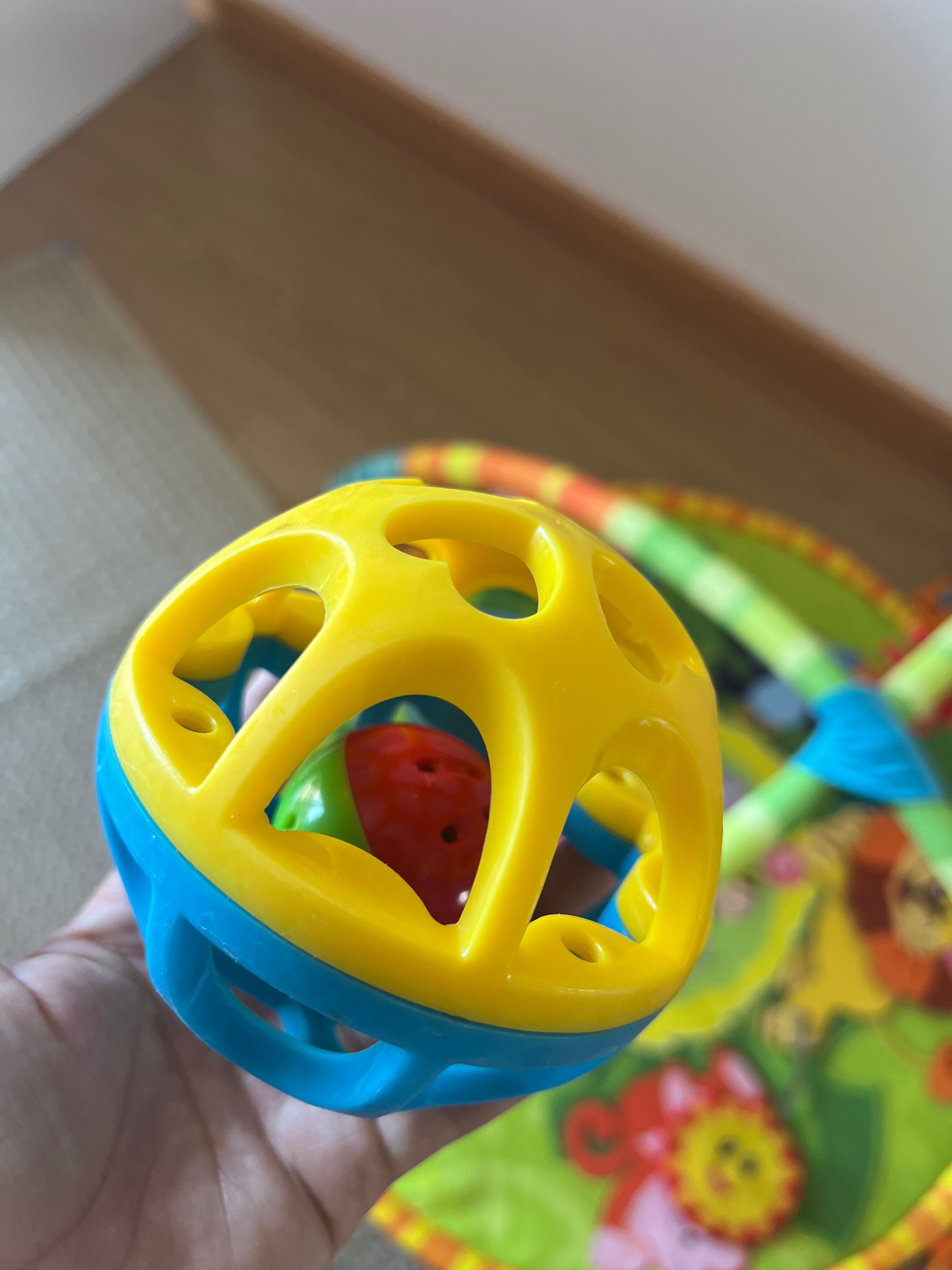 TAPETE Sensorial bebè + BOLA Guizo Montessori