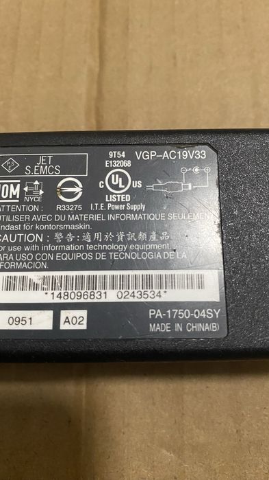 Carregador para Portátil Sony VGP-AC19V33