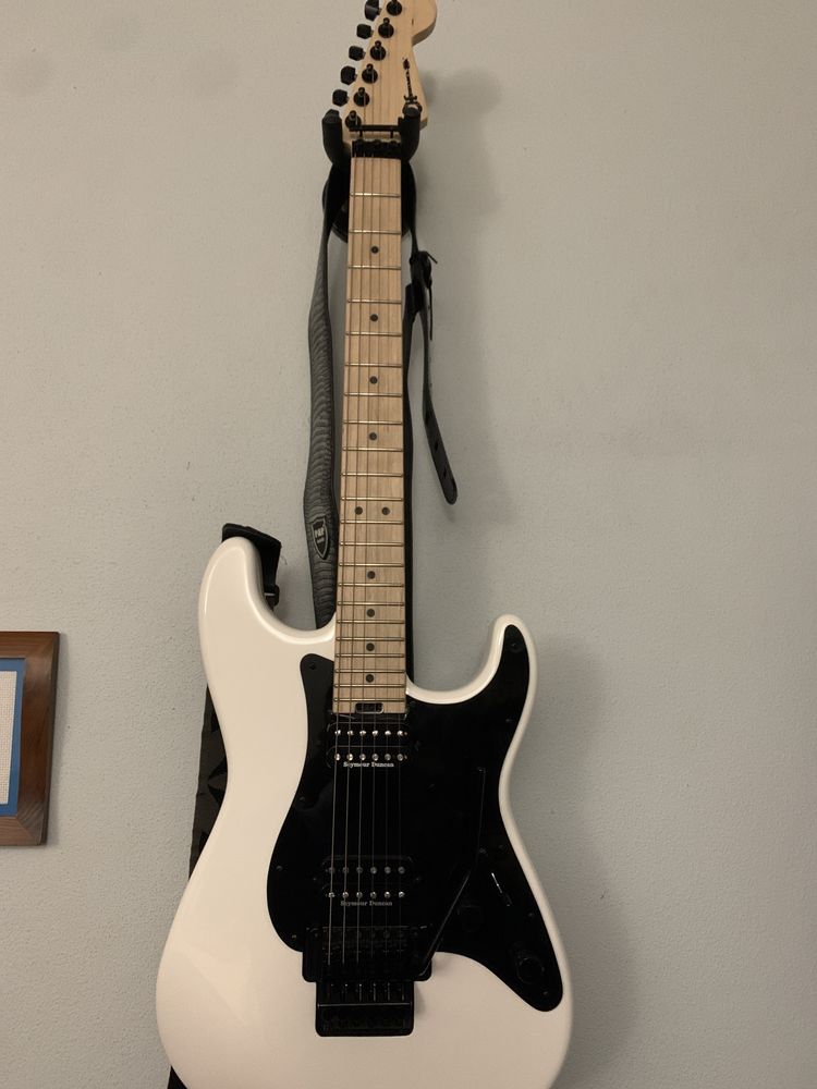 Charvel Pro Mod So Cal Style 1 HH FR Snow White