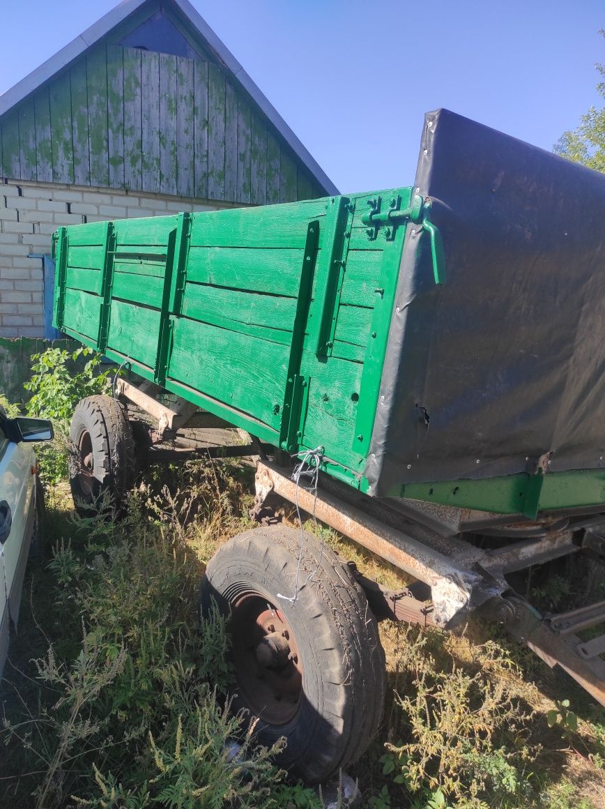 Продам тракторный прицеп 2ПТС-4