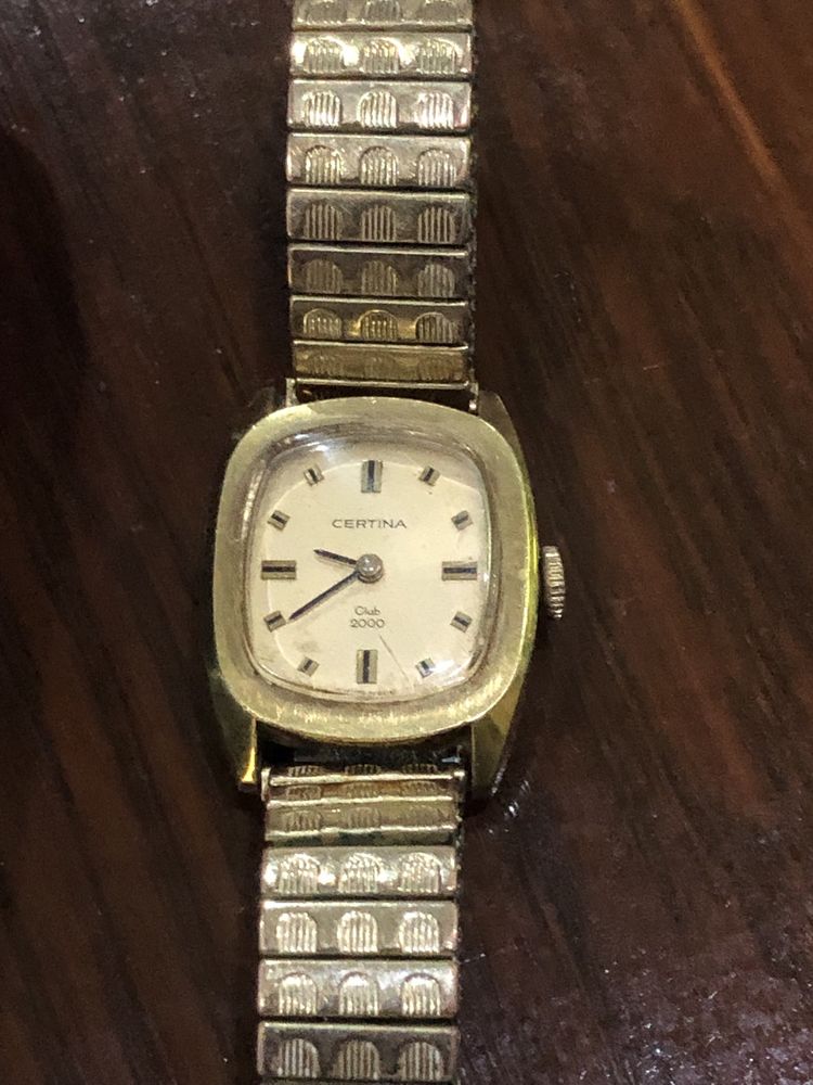 Zabytkowy szwajcarski zegarek damski Certina Club 2000 Vintage
