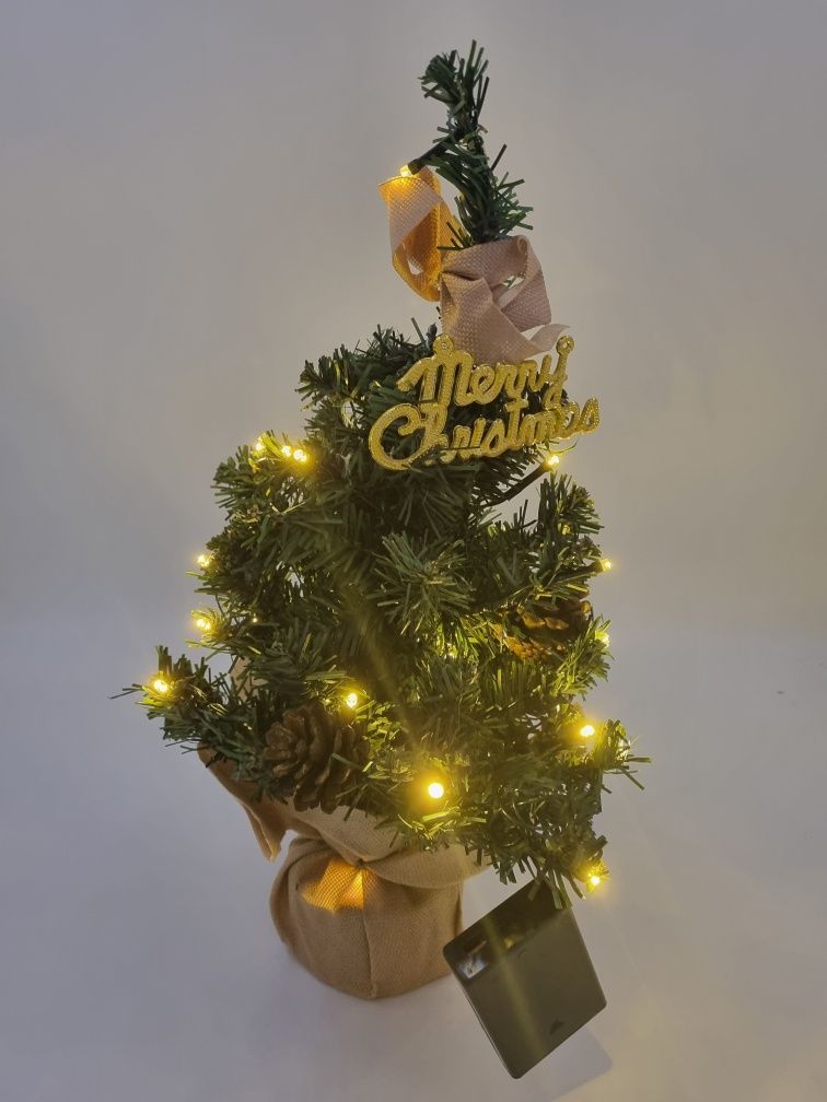 Mini choinka z oświetleniem LED 40 cm