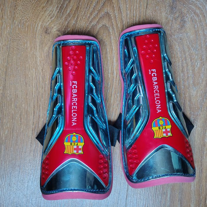 Ochraniacze piłkarskie FC Barcelona