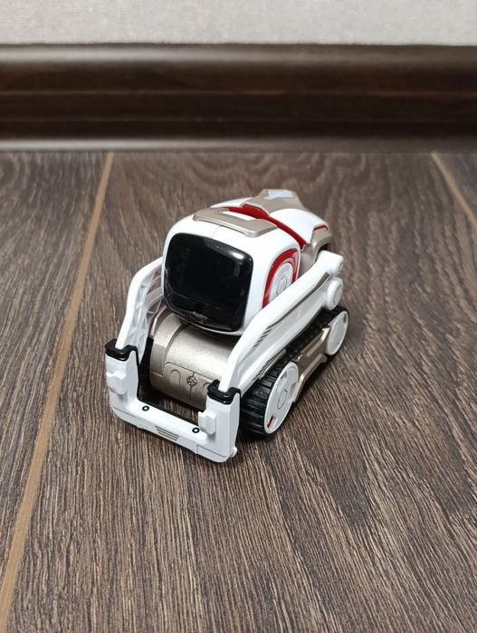 Робот Anki Cozmo Robot Анкі Козмо
