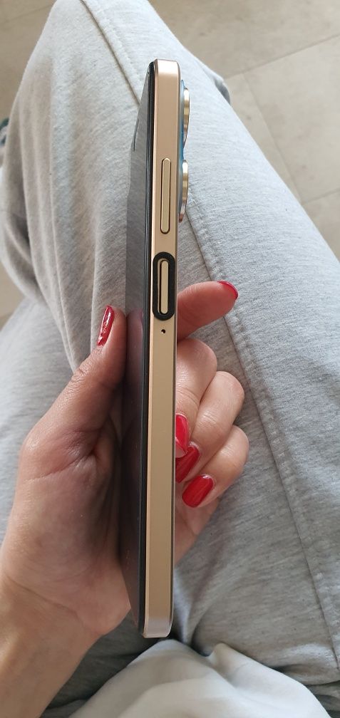 Xiaomi,  reno 13