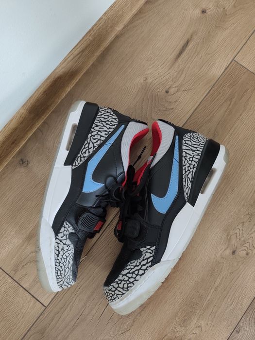 Buty Nike Jordan męskie młodzieżowe 45.5